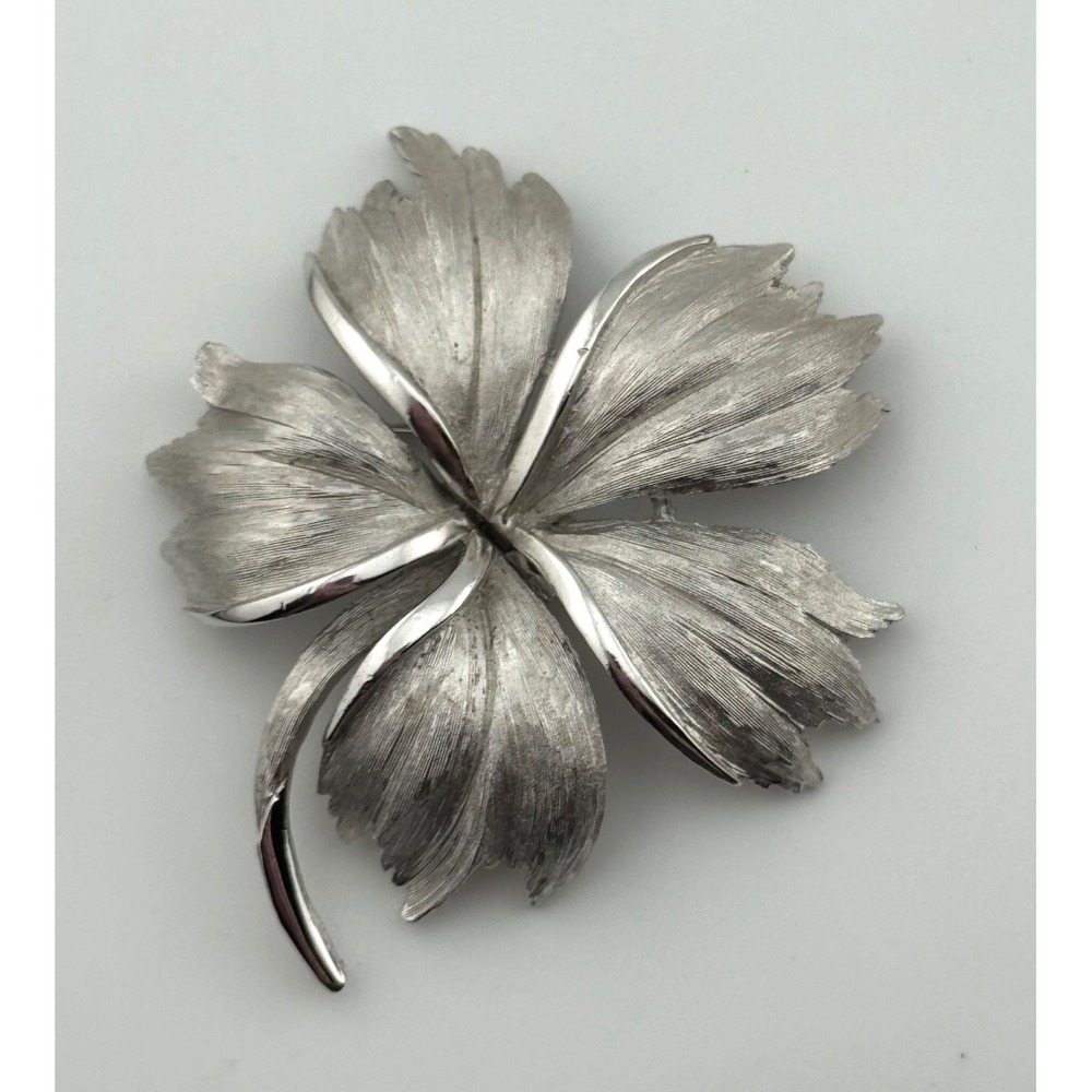 Vintage Trifari Signed Flower Silver Tone Brooch Pin